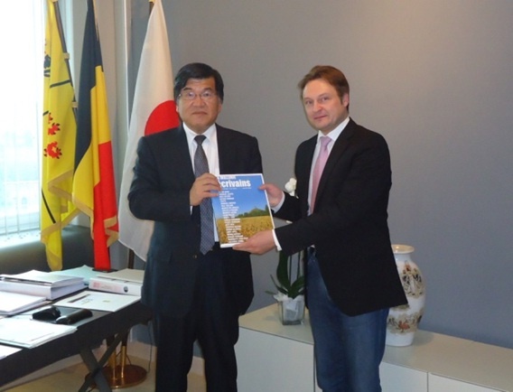 130530_mons1