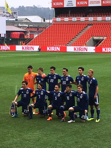 サッカー 日本対ウクライナ戦 在ベルギー日本国大使館