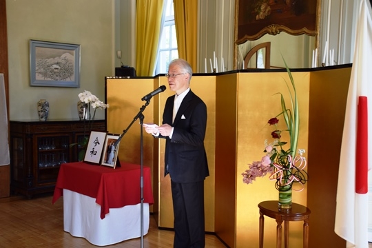 190523_emperor1