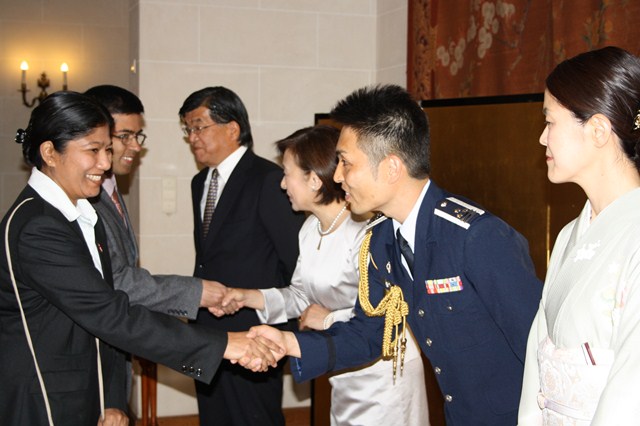 yomoyama_057_jieitai1